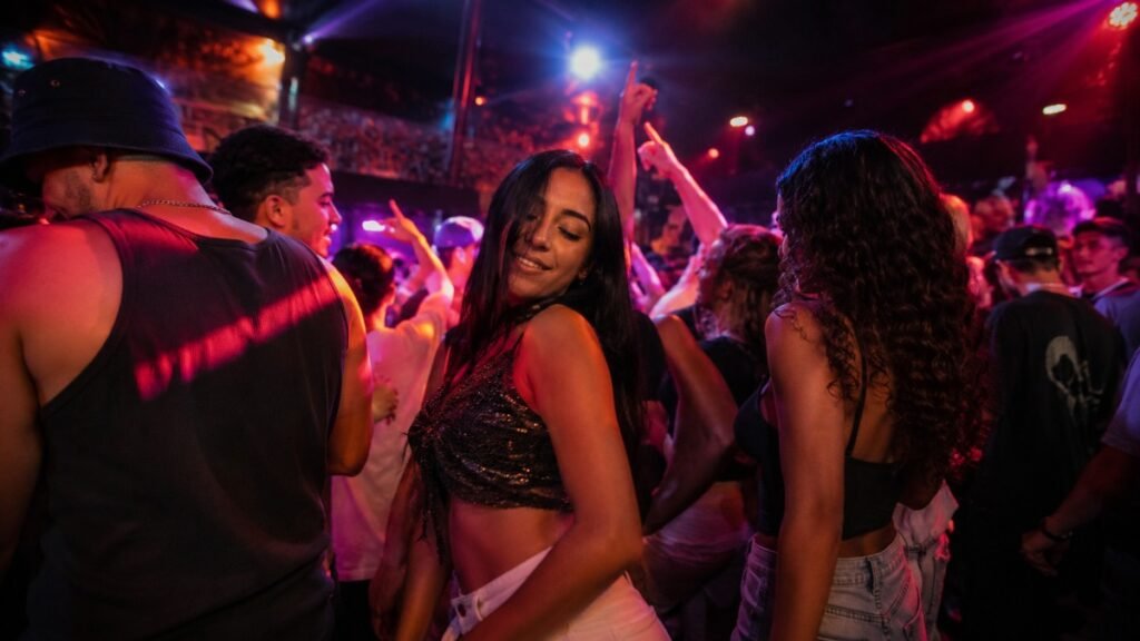 Busca Dança festas de reggaeton e música urbana latina em São Paulo